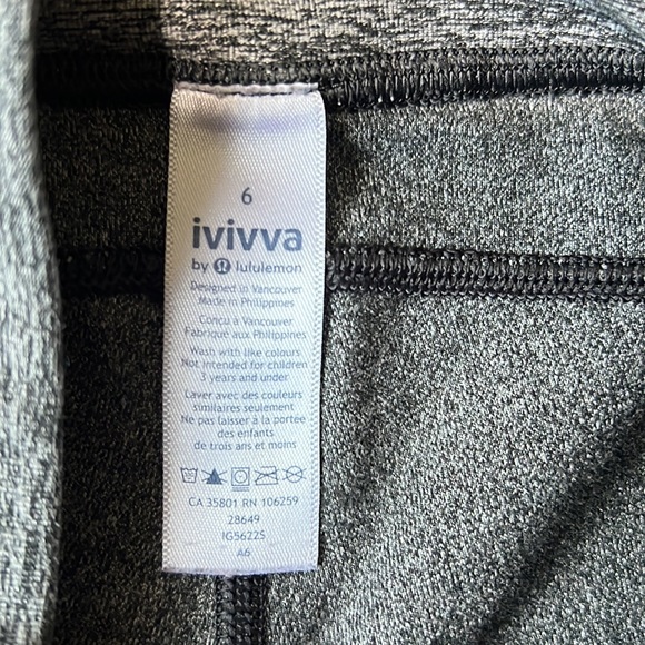 Ivivva heathered grey capris Girls 6 - Picture 3 of 4